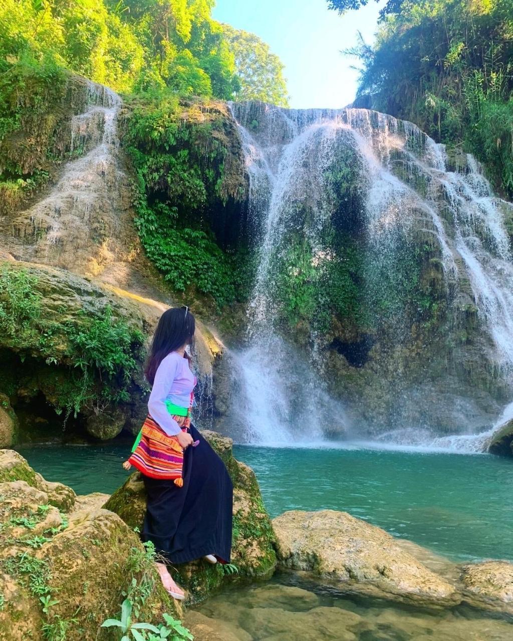 Lepont Mu Waterfall Bungalow Hòa Bình Εξωτερικό φωτογραφία